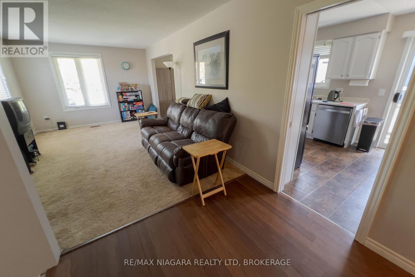 2439 Coral Avenue, Fort Erie, Ontario  L0S 1S0 - Photo 7 - X13694246