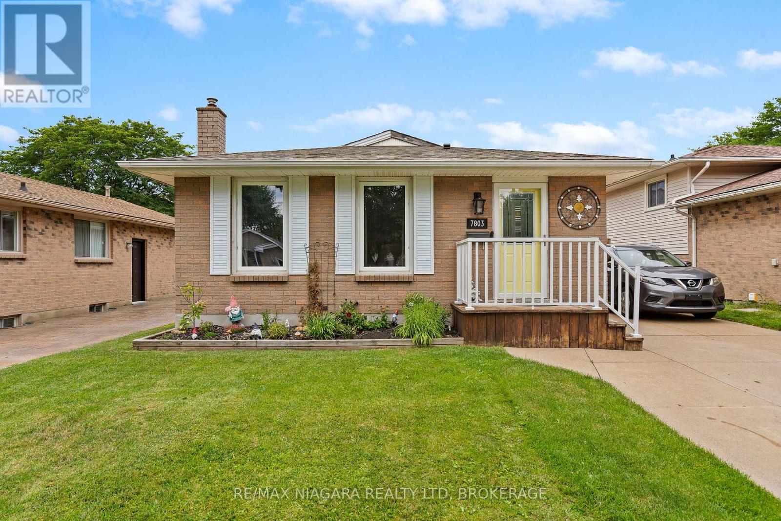 7803 Salisbury Place, Niagara Falls, Ontario  L2H 2N1 - Photo 2 - X13695330