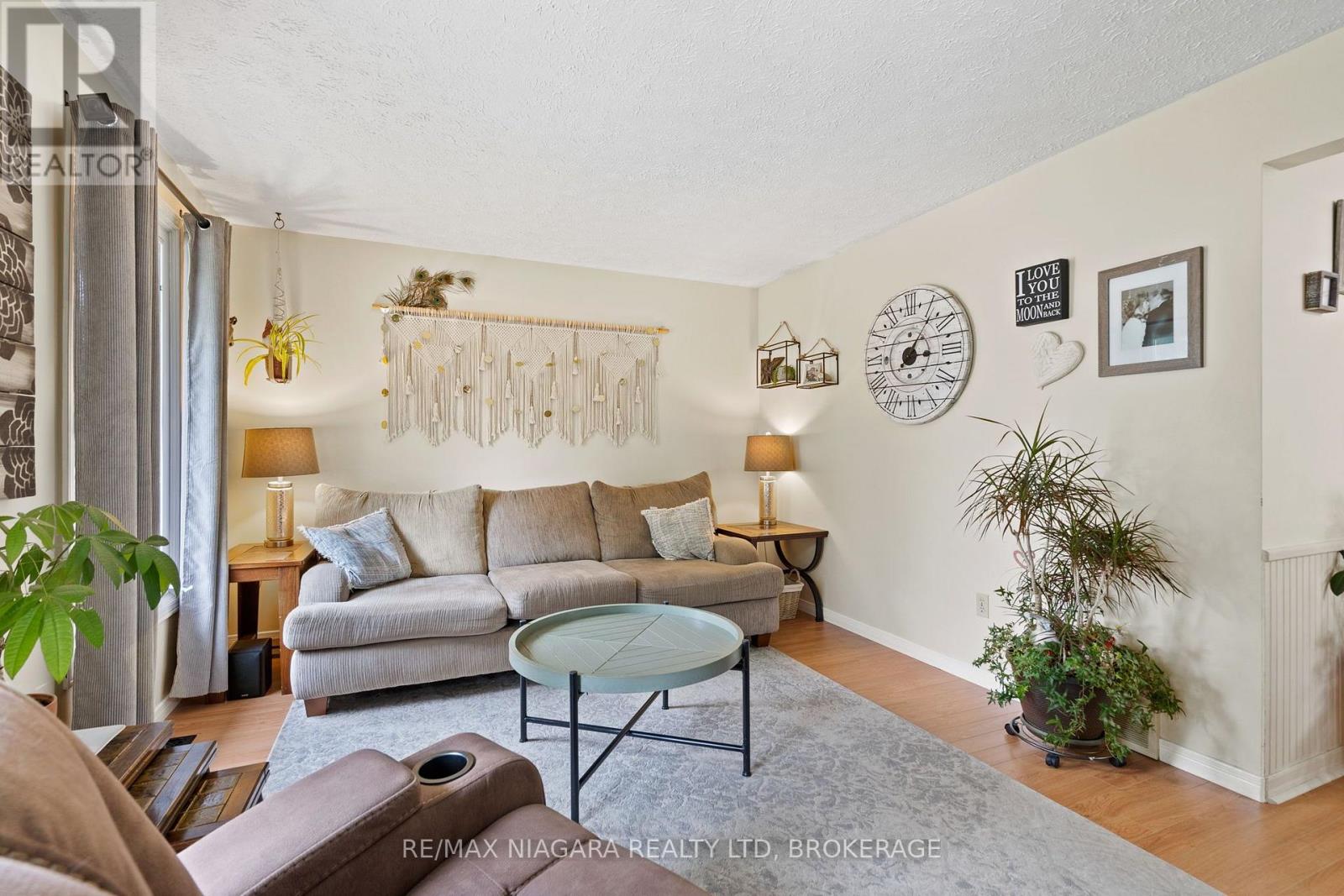 7803 Salisbury Place, Niagara Falls, Ontario  L2H 2N1 - Photo 6 - X13695330