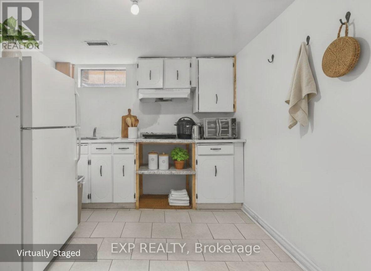 20 Canterbury Drive, St. Catharines, Ontario  L2P 3M7 - Photo 13 - X13695384