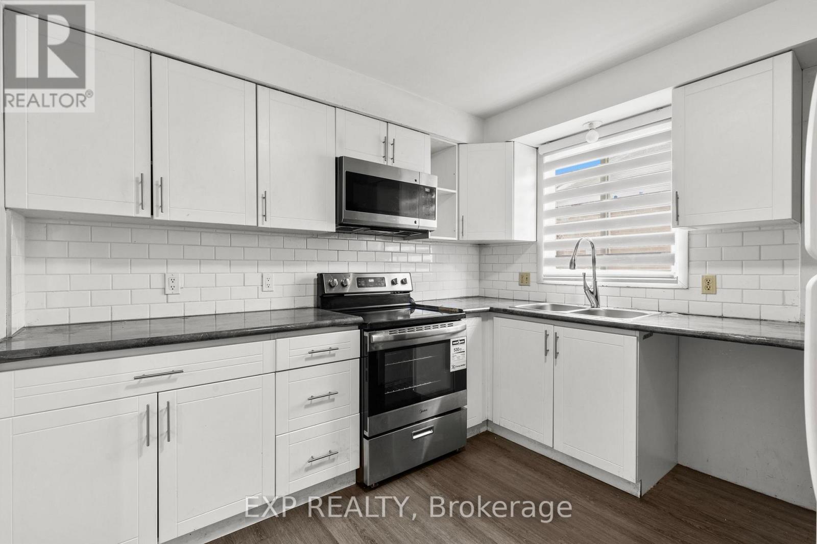 20 Canterbury Drive, St. Catharines, Ontario  L2P 3M7 - Photo 5 - X13695384