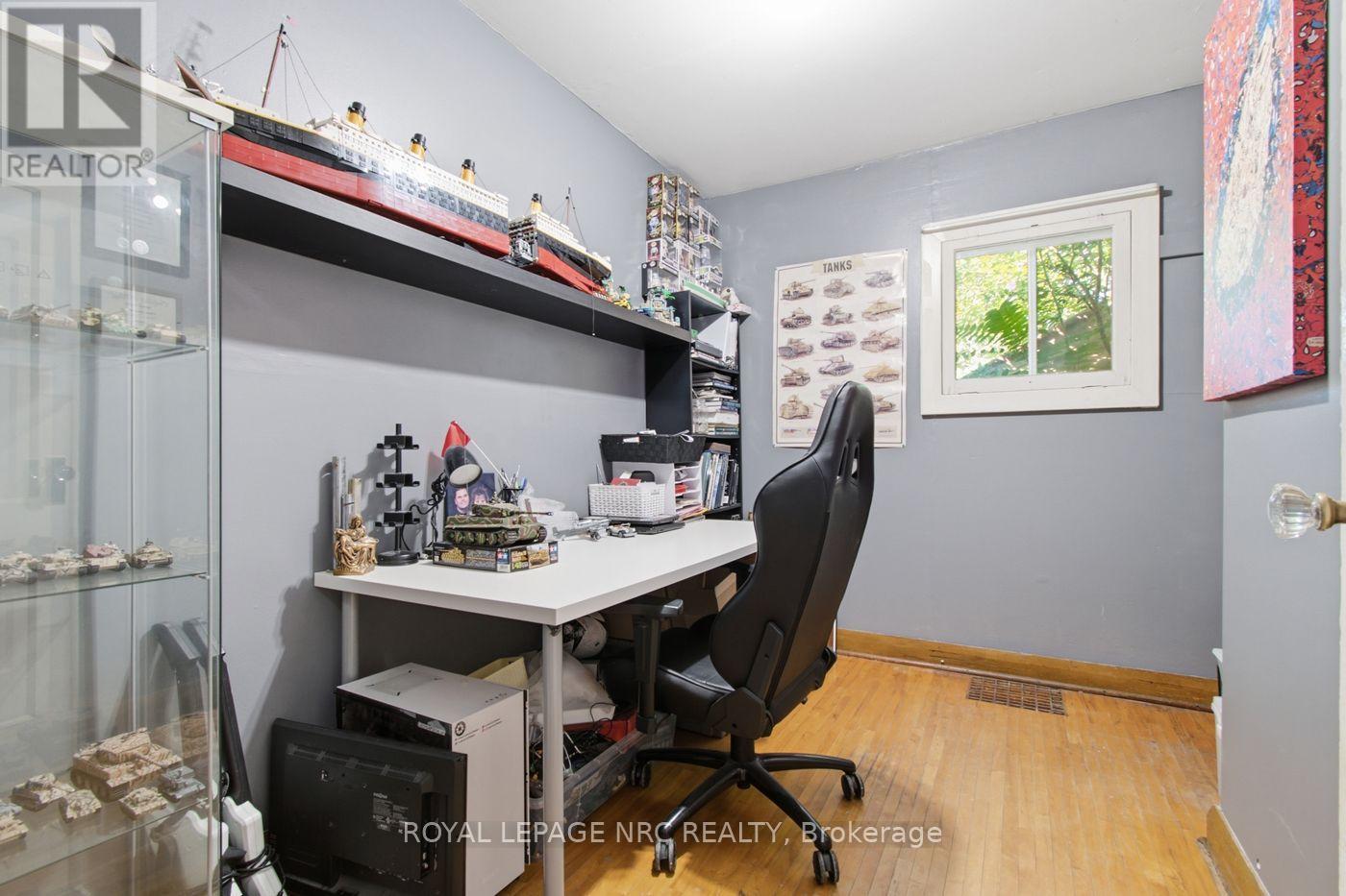 79 Carlton Street, St. Catharines, Ontario  L2R 1R1 - Photo 14 - X13695402