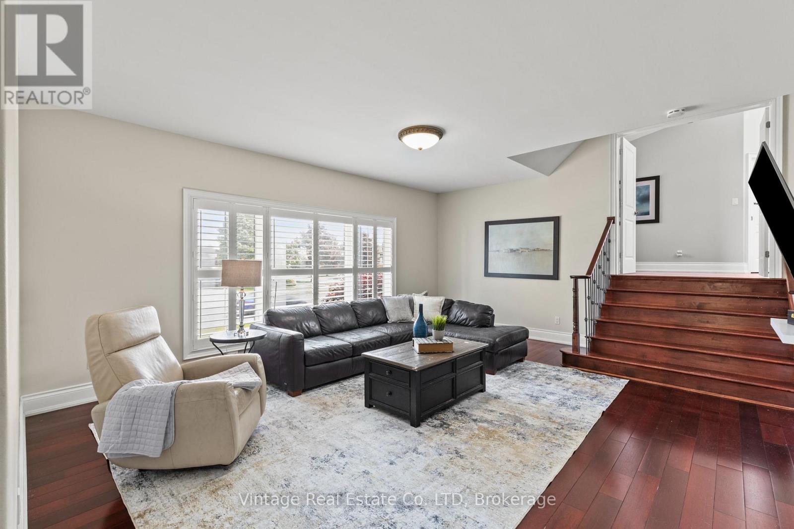 3689 Cardinal Drive, Niagara Falls, Ontario  L2H 2Y1 - Photo 12 - X13696206