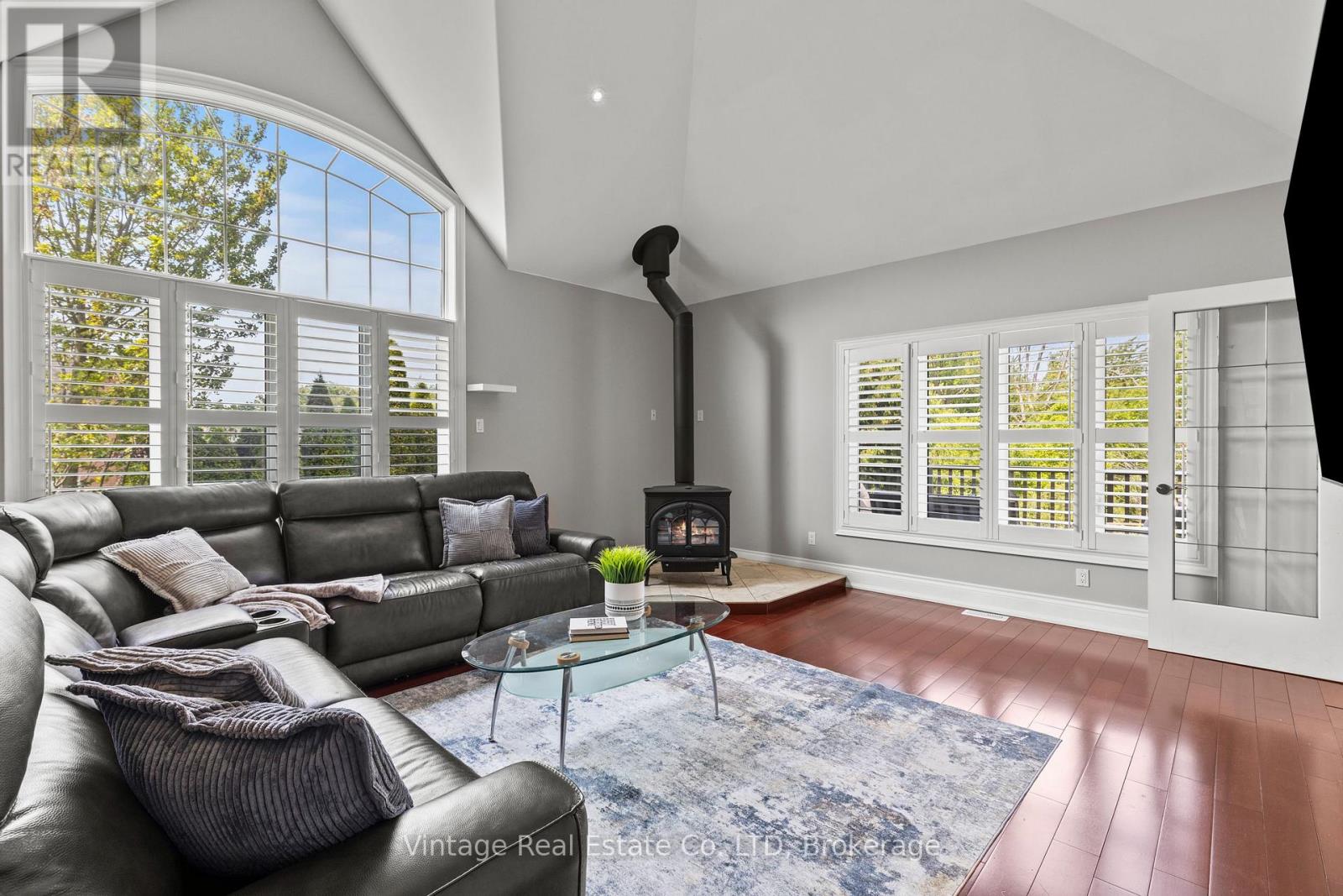 3689 Cardinal Drive, Niagara Falls, Ontario  L2H 2Y1 - Photo 8 - X13696206