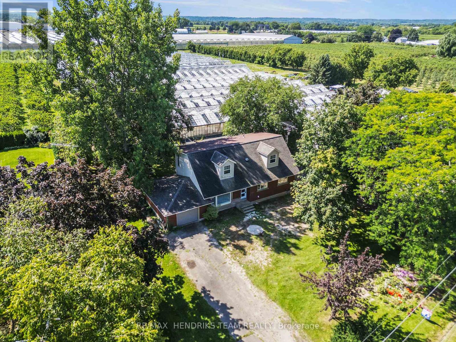 1648 THIRD AVENUE, St. Catharines, Ontario
