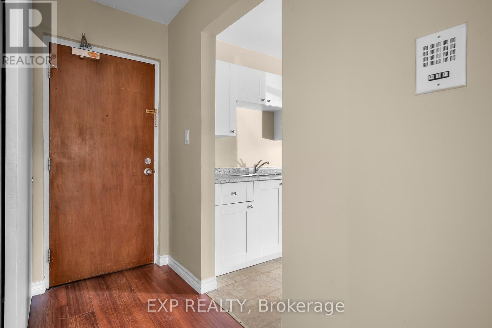 5 - 4663 Huron Street, Niagara Falls, Ontario  L2E 2H7 - Photo 4 - X13696620