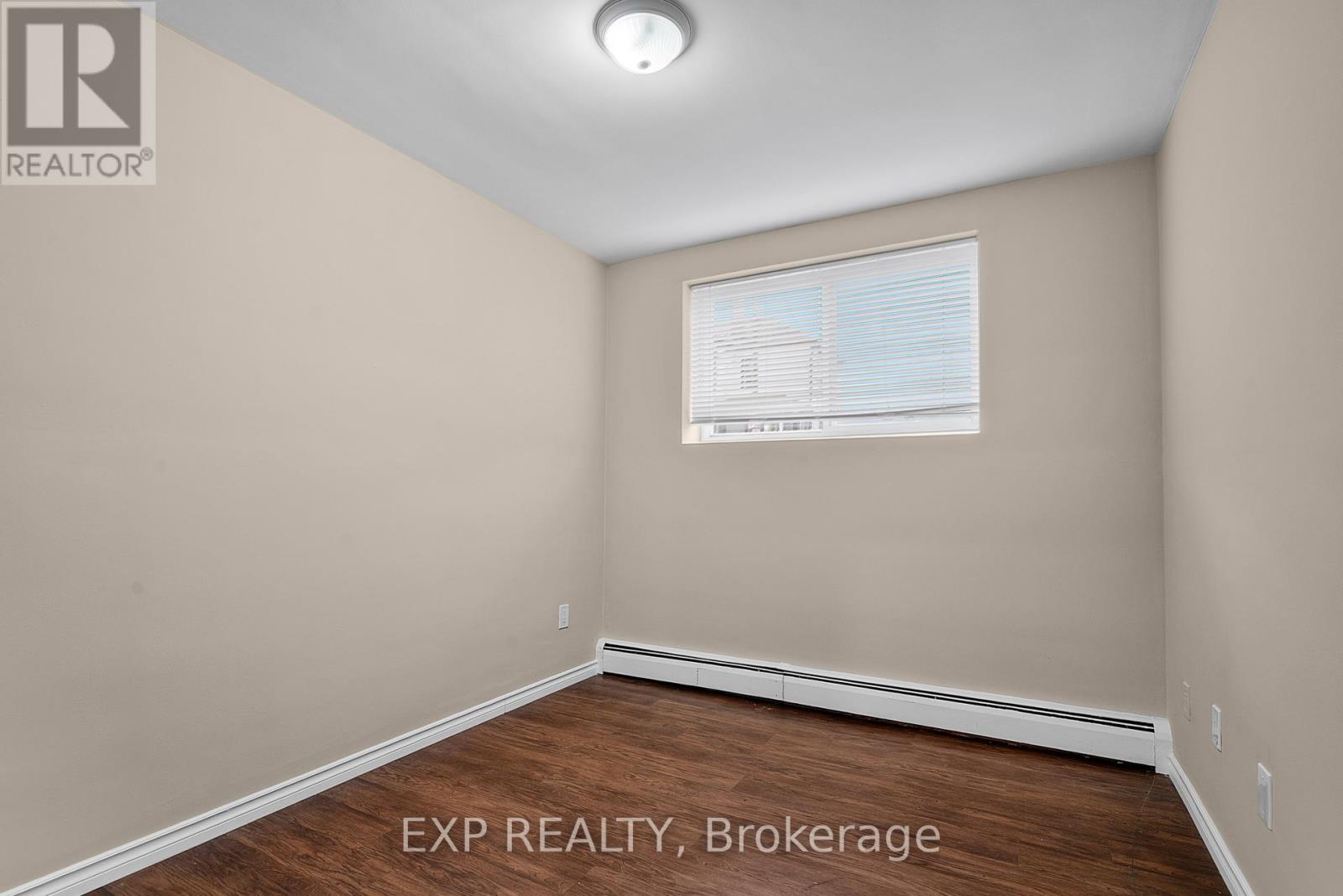 1 - 4663 Huron Street, Niagara Falls, Ontario  L2E 2H7 - Photo 8 - X13696626