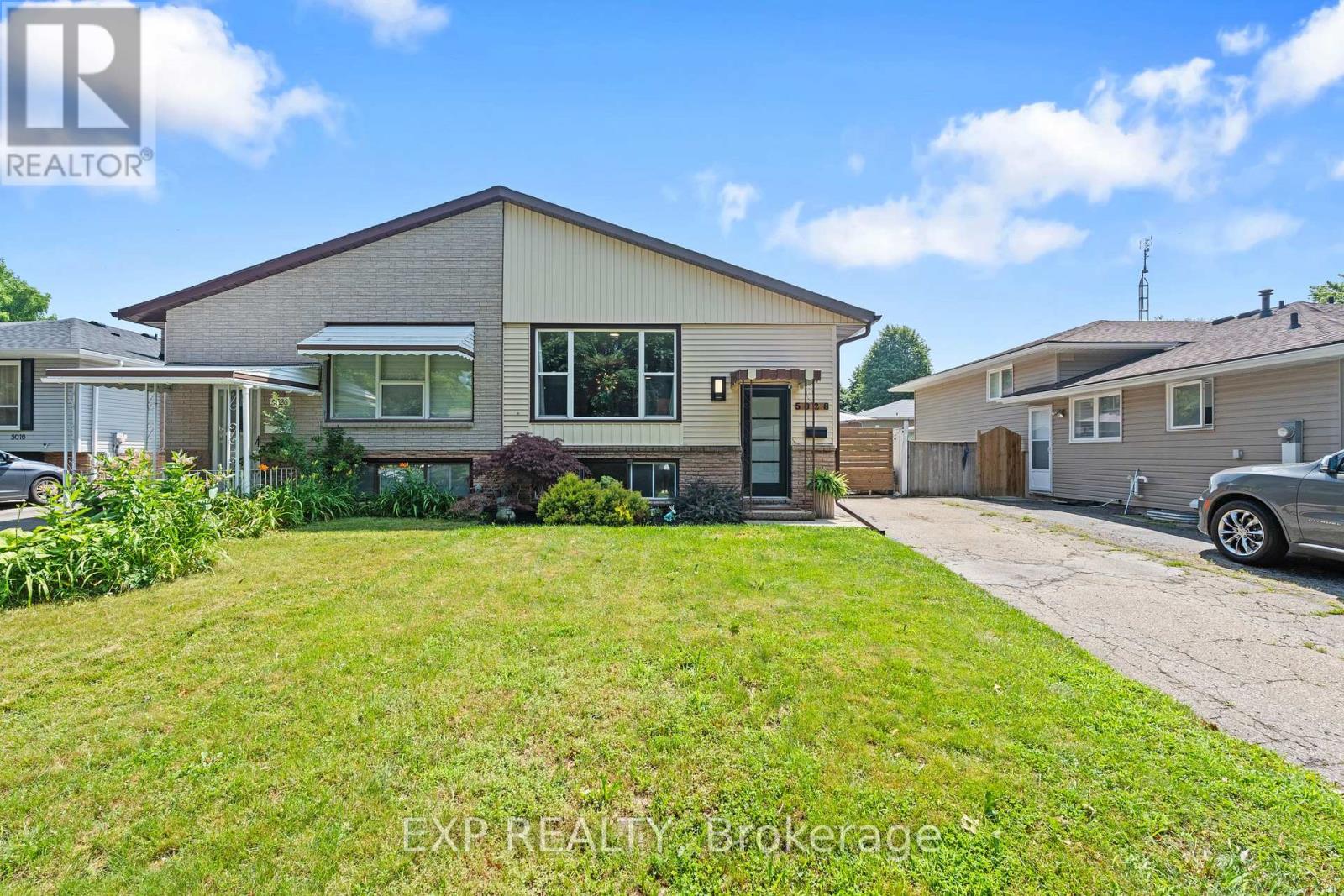 5028 Gage Court, Niagara Falls, Ontario  L2E 7B5 - Photo 3 - X13696988