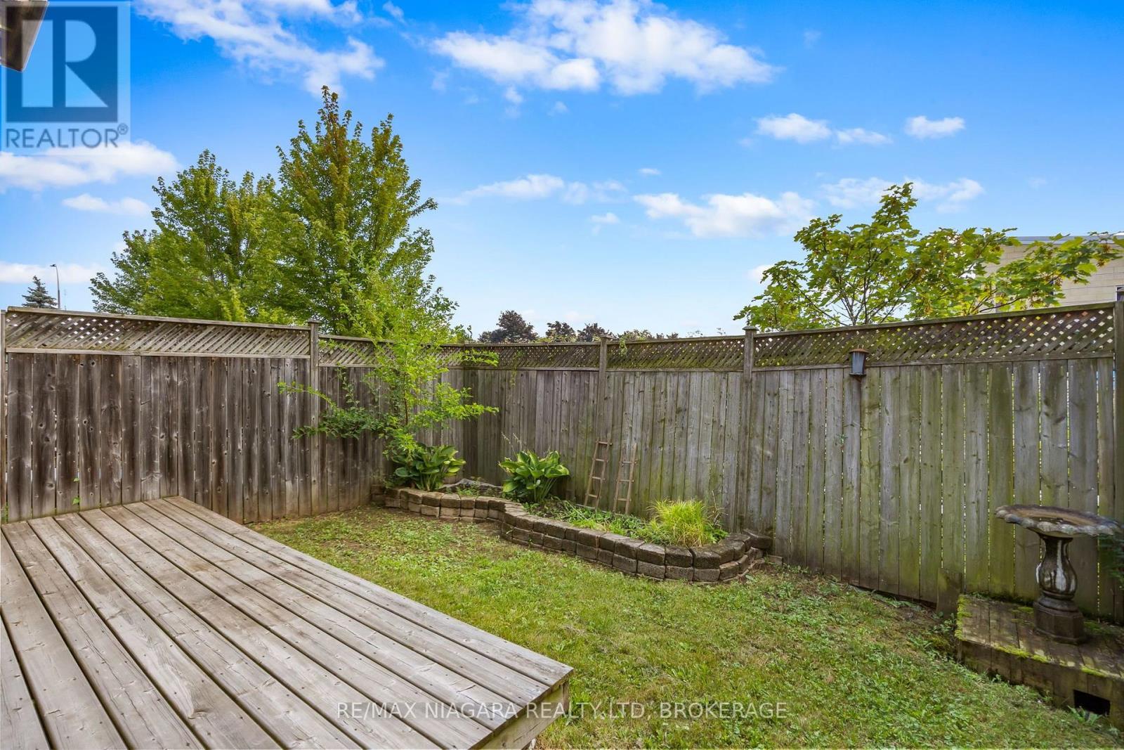 15 Hemlock Way, Grimsby, Ontario  L3M 0A7 - Photo 21 - X13697010
