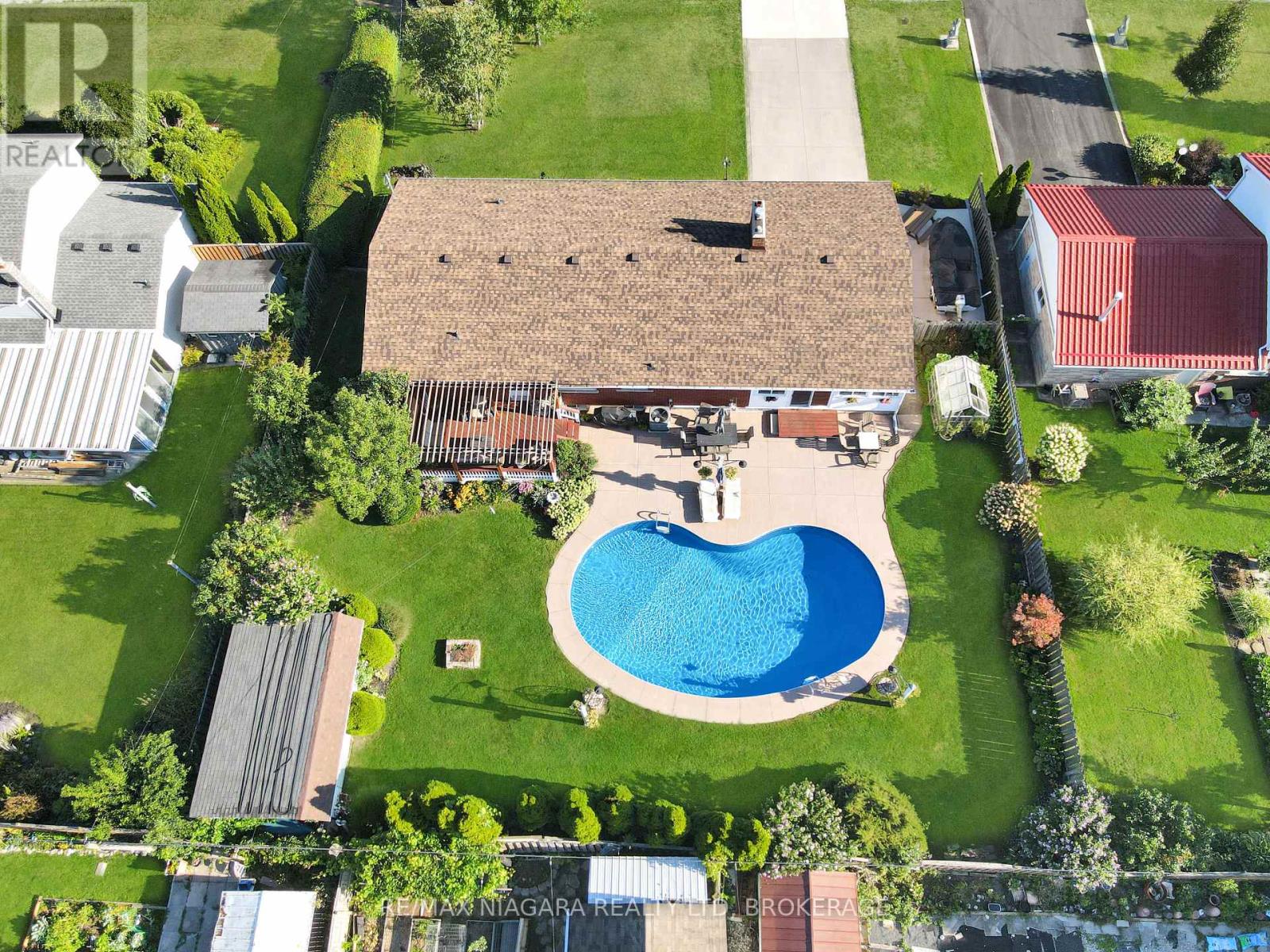 27 Lindbergh Drive, Fort Erie, Ontario  L2A 2Z5 - Photo 34 - X13697050