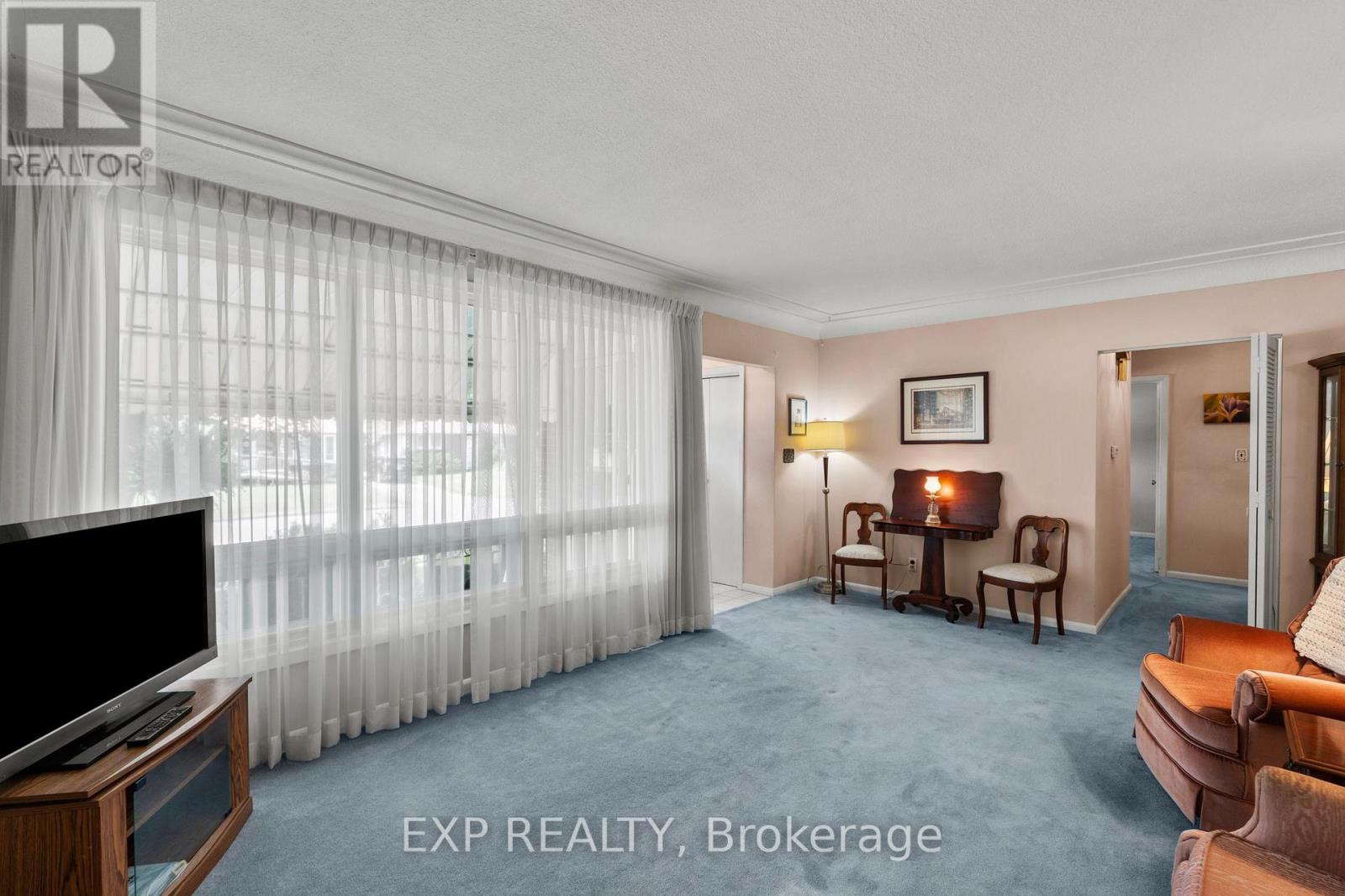 8800 Champlain Drive, Niagara Falls, Ontario  L2G 6Y6 - Photo 10 - X13697378