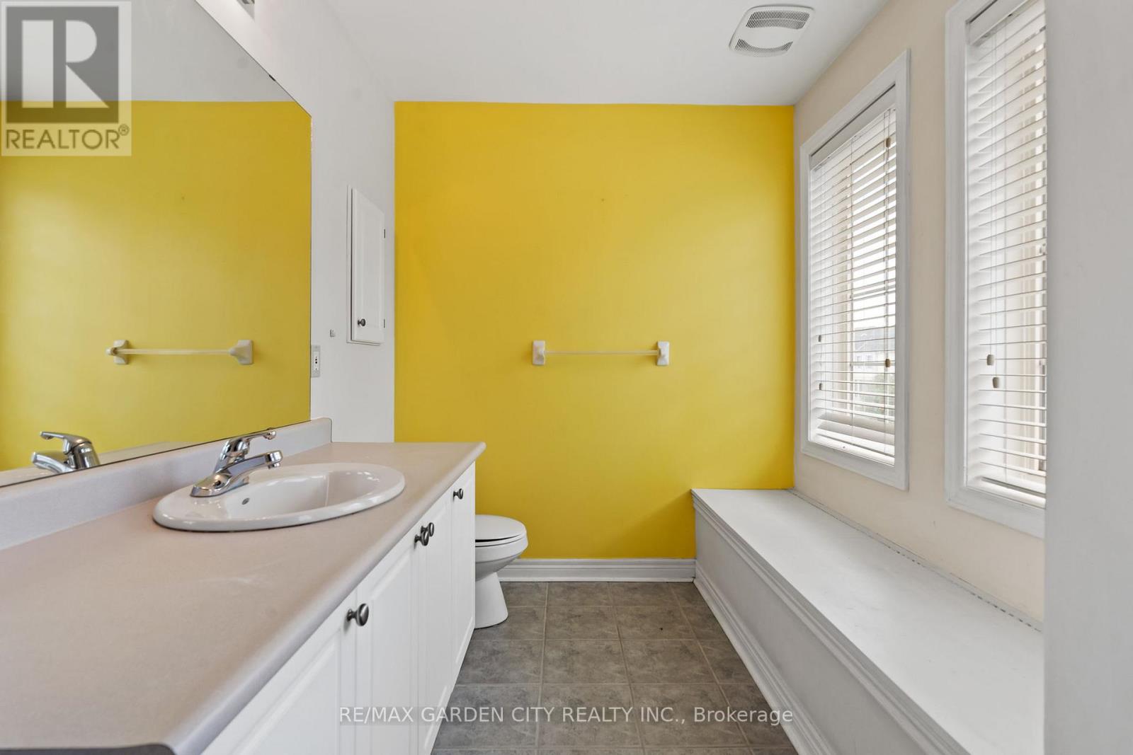401 Wright Crescent, Niagara-On-The-Lake, Ontario  L0S 1J0 - Photo 14 - X13697608