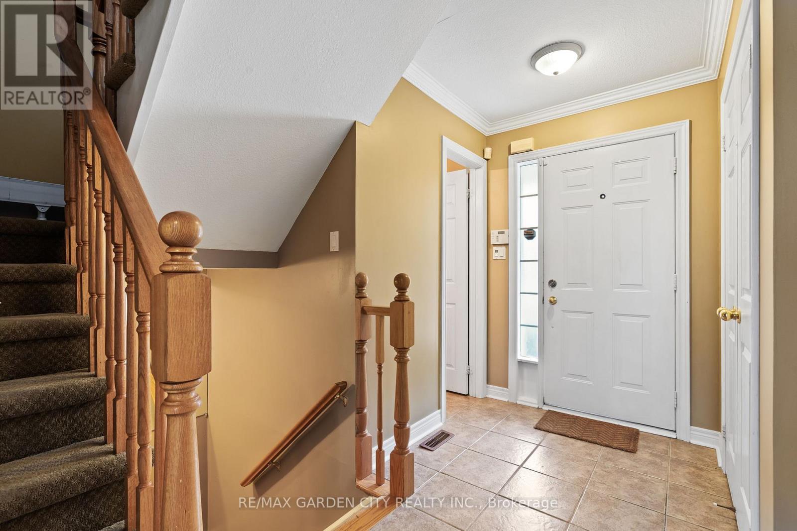 401 Wright Crescent, Niagara-On-The-Lake, Ontario  L0S 1J0 - Photo 4 - X13697608