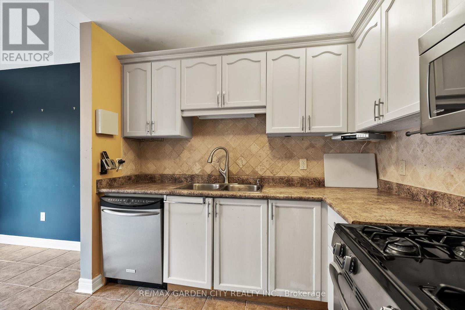 401 Wright Crescent, Niagara-On-The-Lake, Ontario  L0S 1J0 - Photo 8 - X13697608