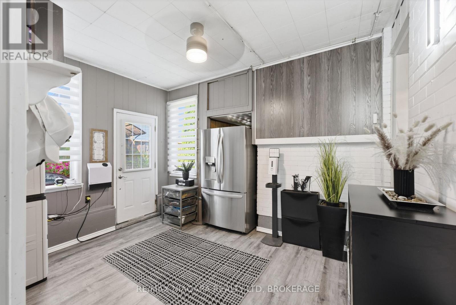 3267 Cattell Drive, Niagara Falls, Ontario  L2G 6N3 - Photo 6 - X13698208
