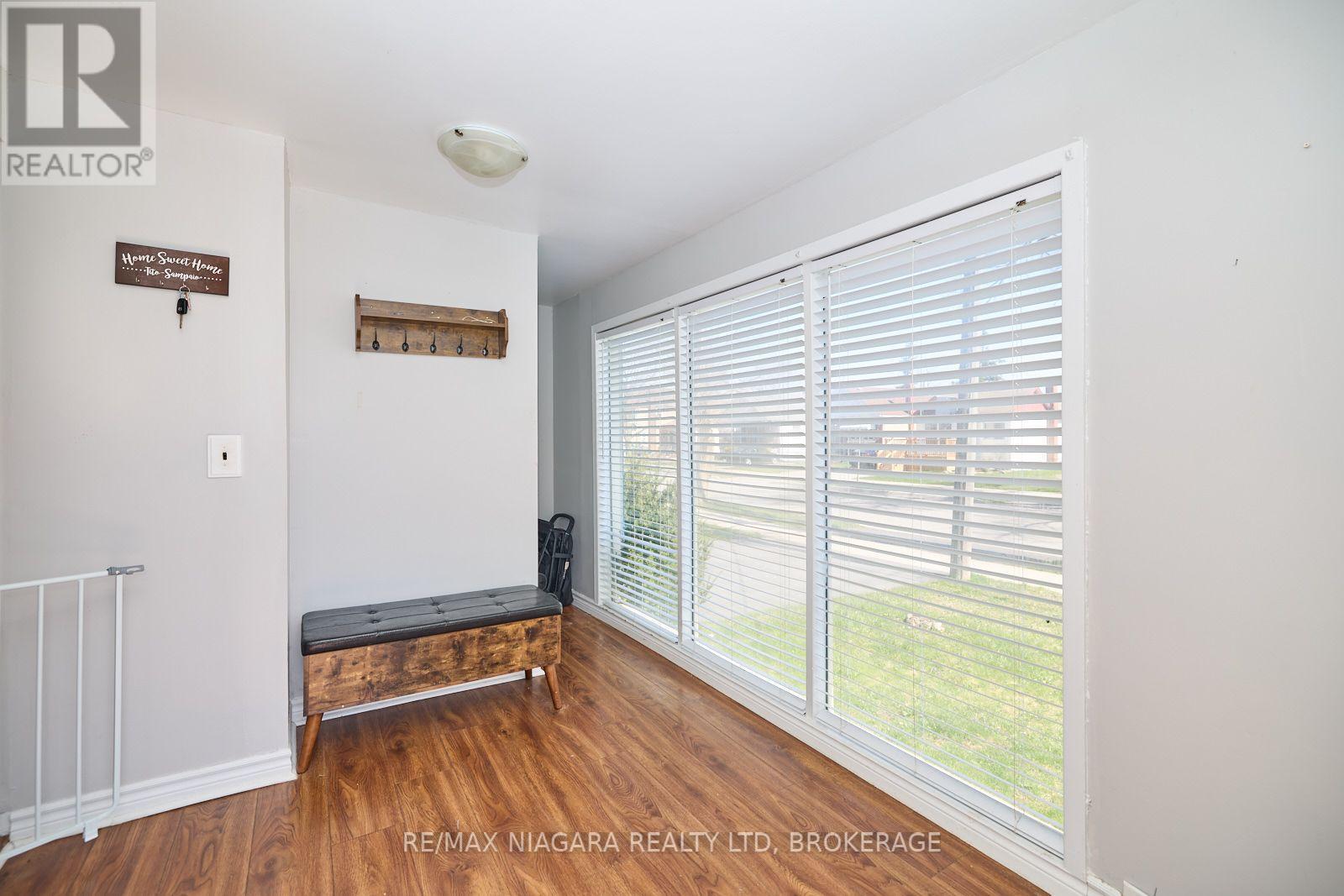 44 Churchill Street, St. Catharines, Ontario  L2S 2P5 - Photo 4 - X13698218