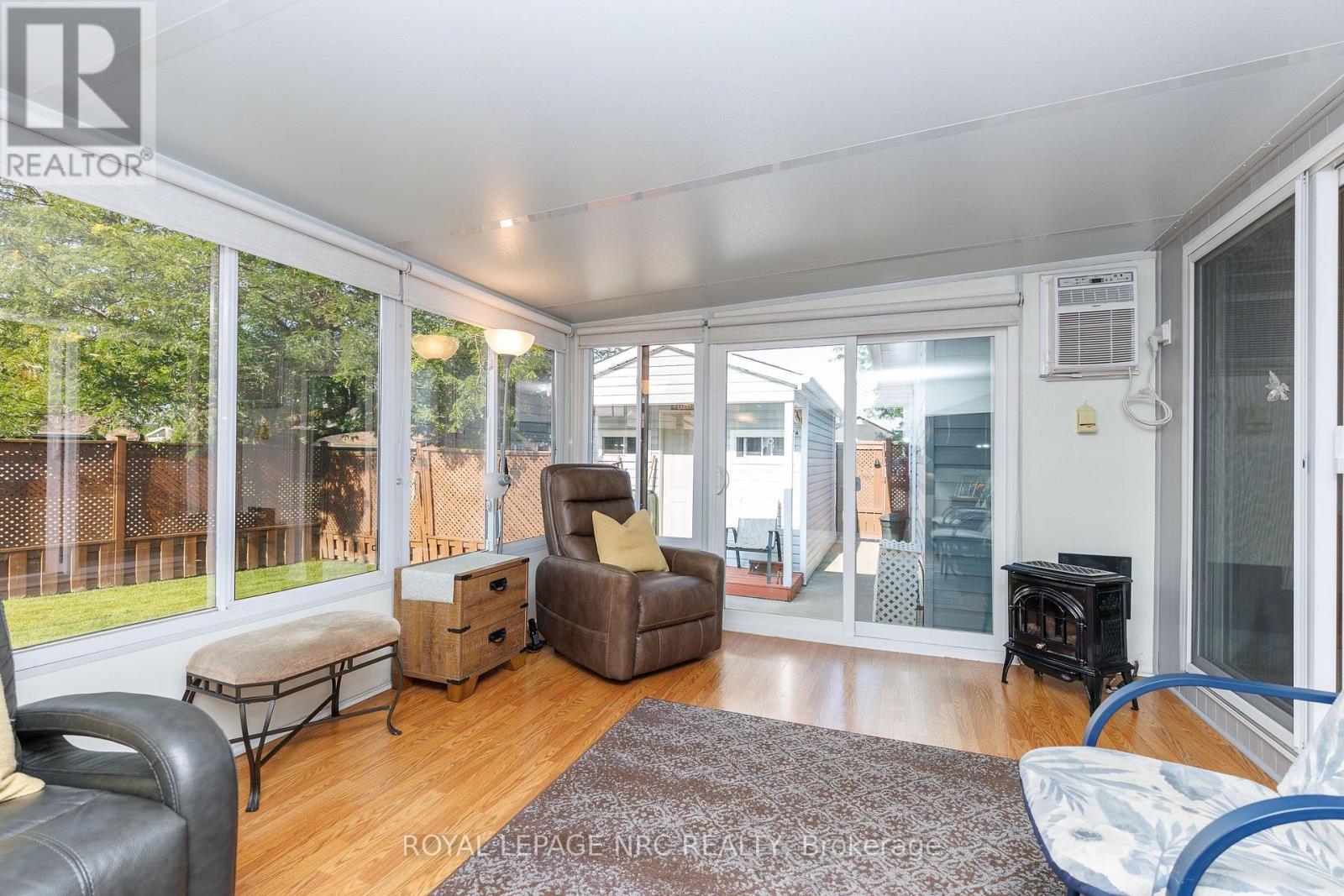 15 Foxhill Crescent, St. Catharines, Ontario  L2S 3T9 - Photo 5 - X13698380