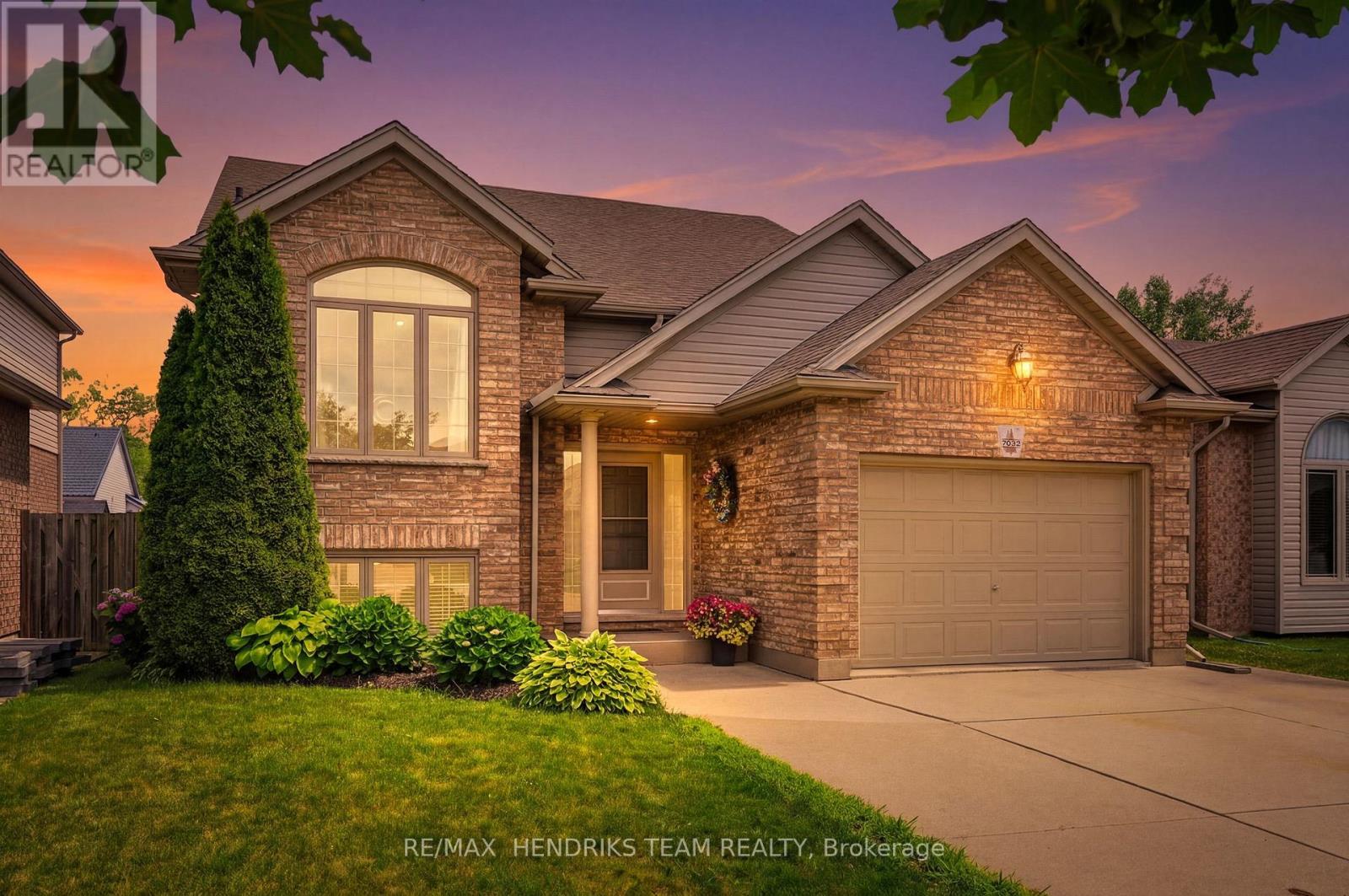 7032 Kelly Drive, Niagara Falls, Ontario  L2H 3J9 - Photo 34 - X13698606