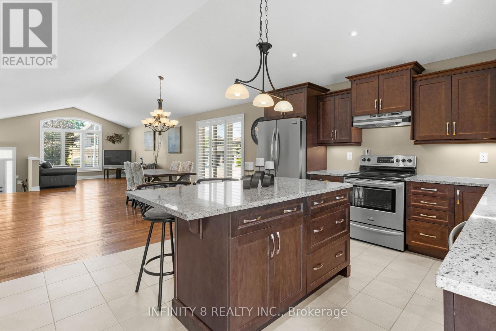 10 Sapphire Court, St. Catharines, Ontario  L2M 0A4 - Photo 12 - X13698746