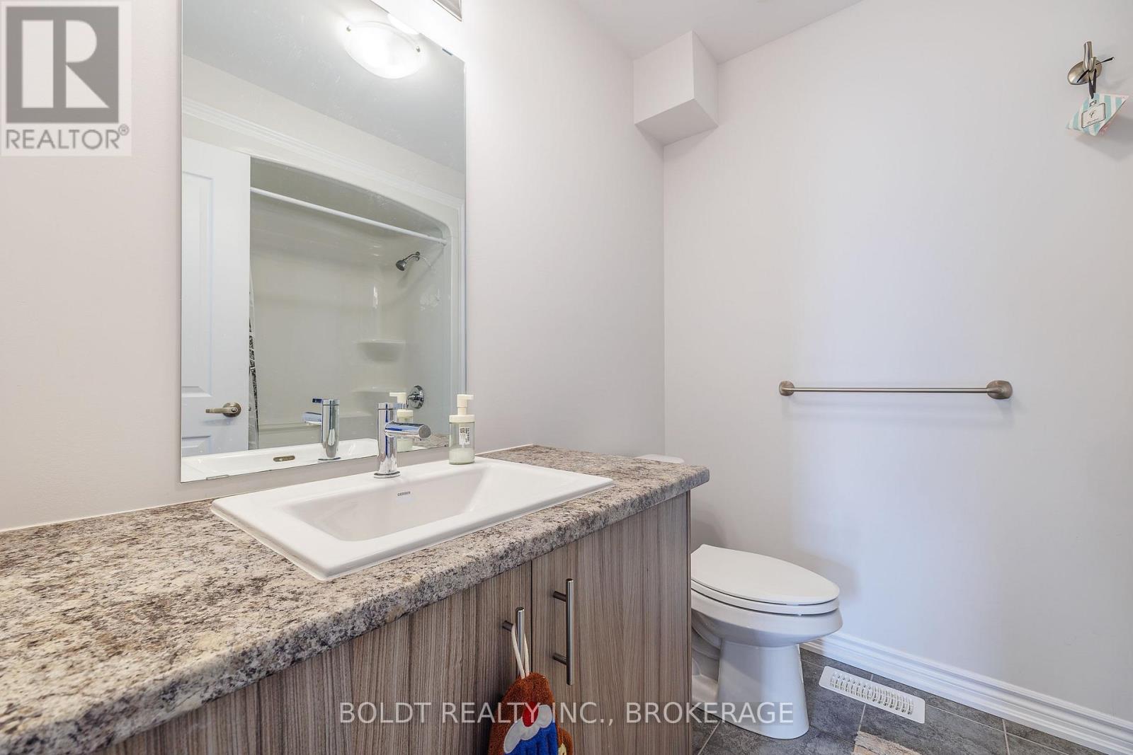 8037 Brookside Drive, Niagara Falls, Ontario  L2H 3T9 - Photo 21 - X13698778