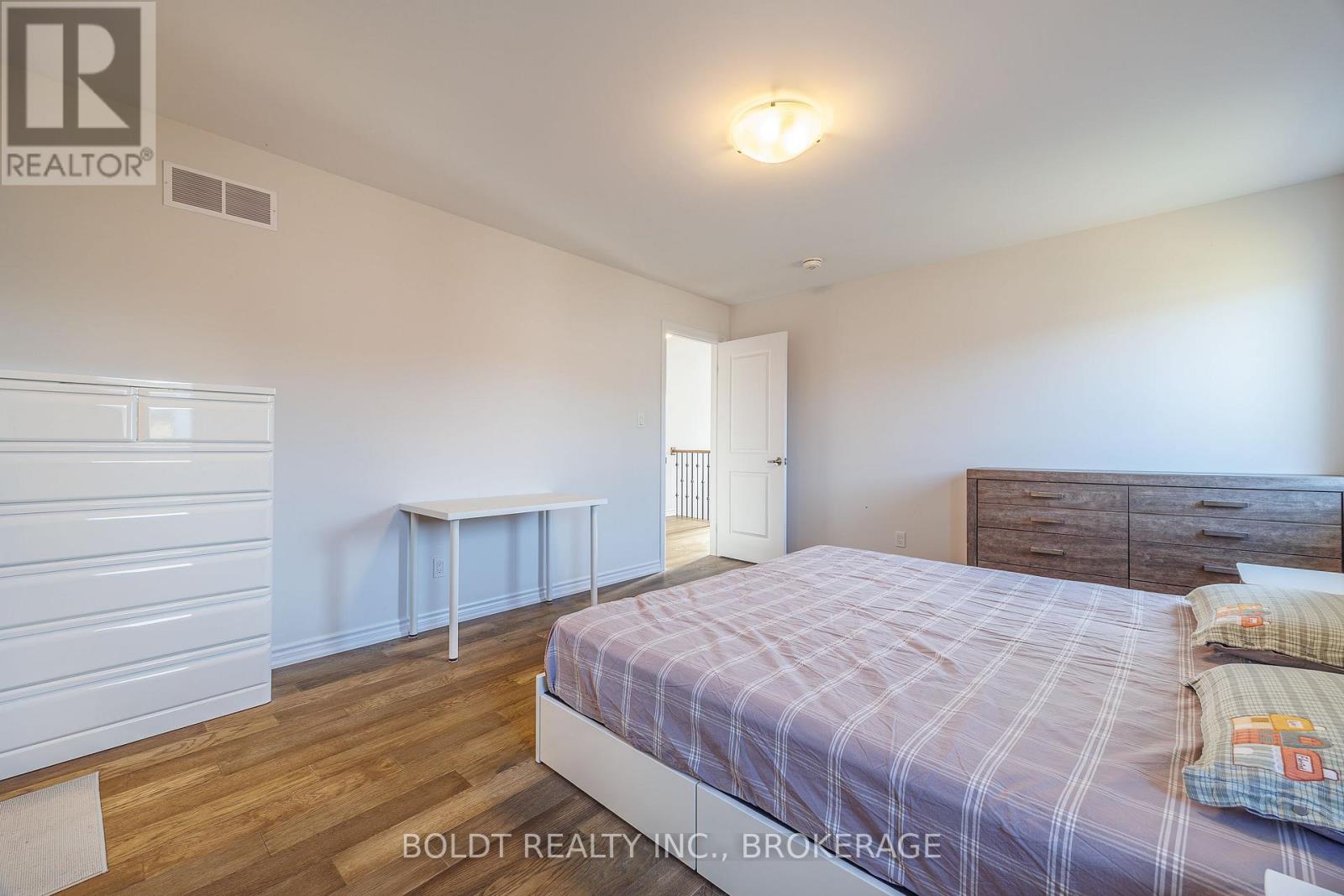 8037 Brookside Drive, Niagara Falls, Ontario  L2H 3T9 - Photo 24 - X13698778