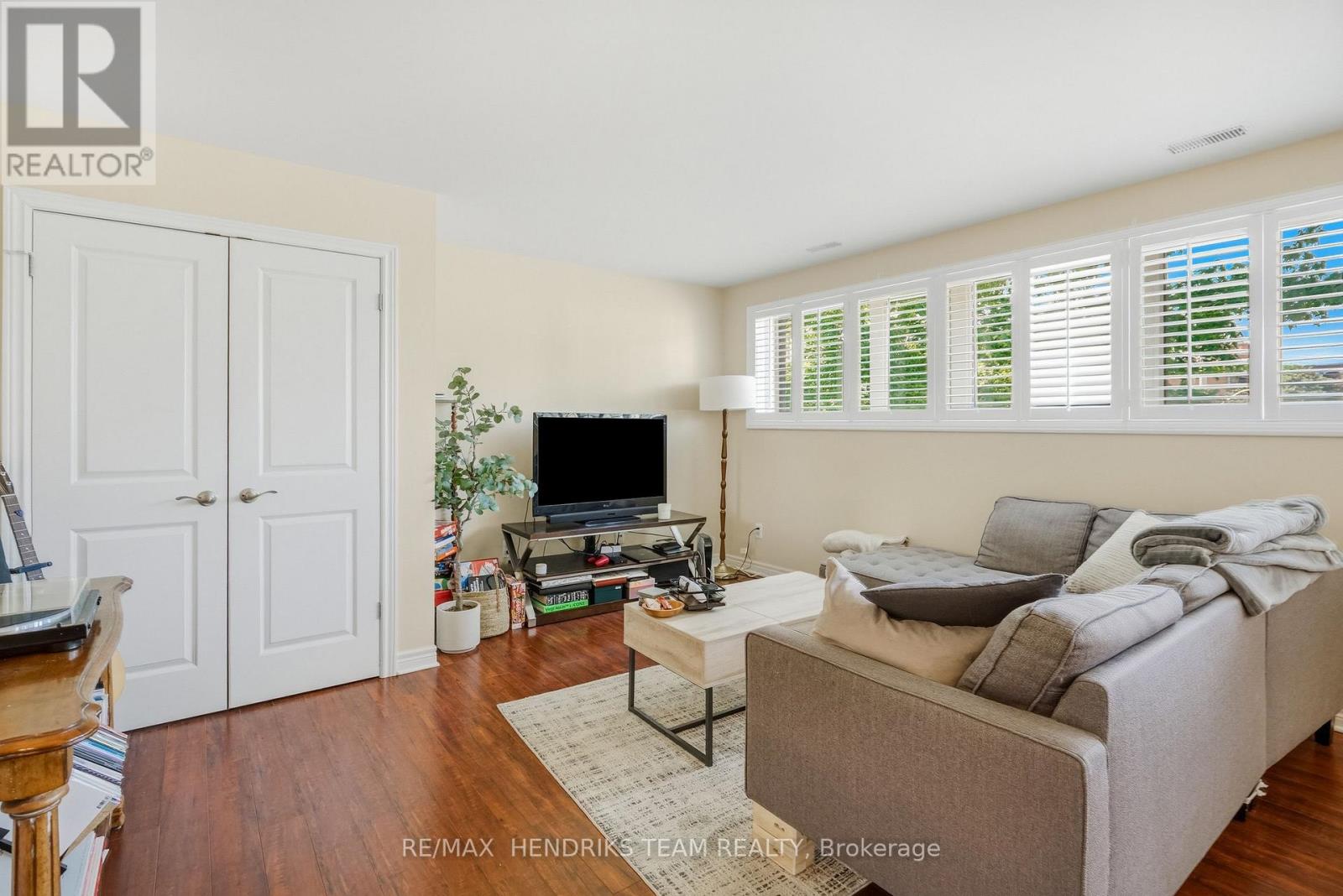 Upper Floor (2a) - 320 Vine Street, St. Catharines, Ontario  L2M 4T3 - Photo 7 - X13698788
