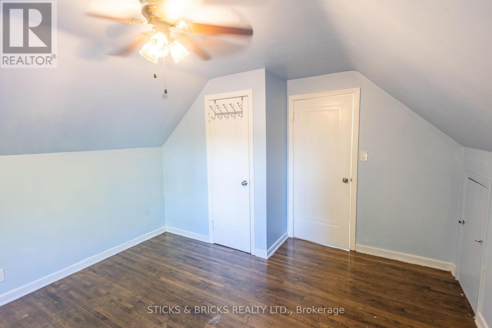 6088 Dorchester Road, Niagara Falls, Ontario  L2G 5T2 - Photo 23 - X13698948