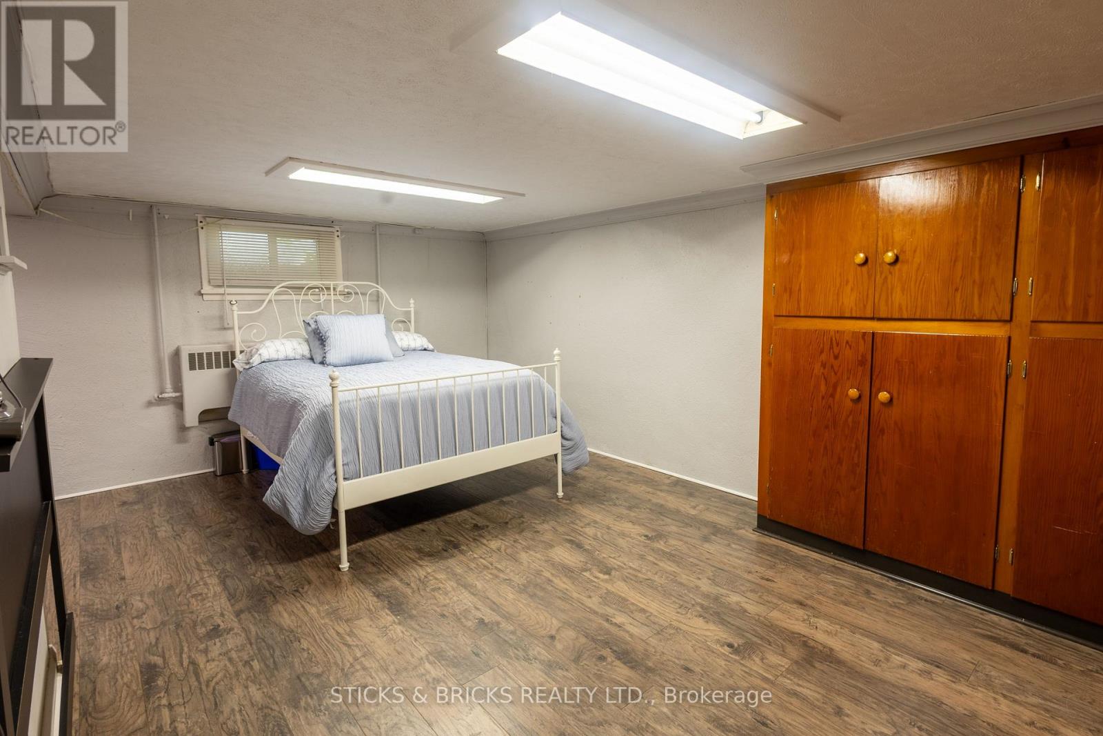 6088 Dorchester Road, Niagara Falls, Ontario  L2G 5T2 - Photo 28 - X13698948