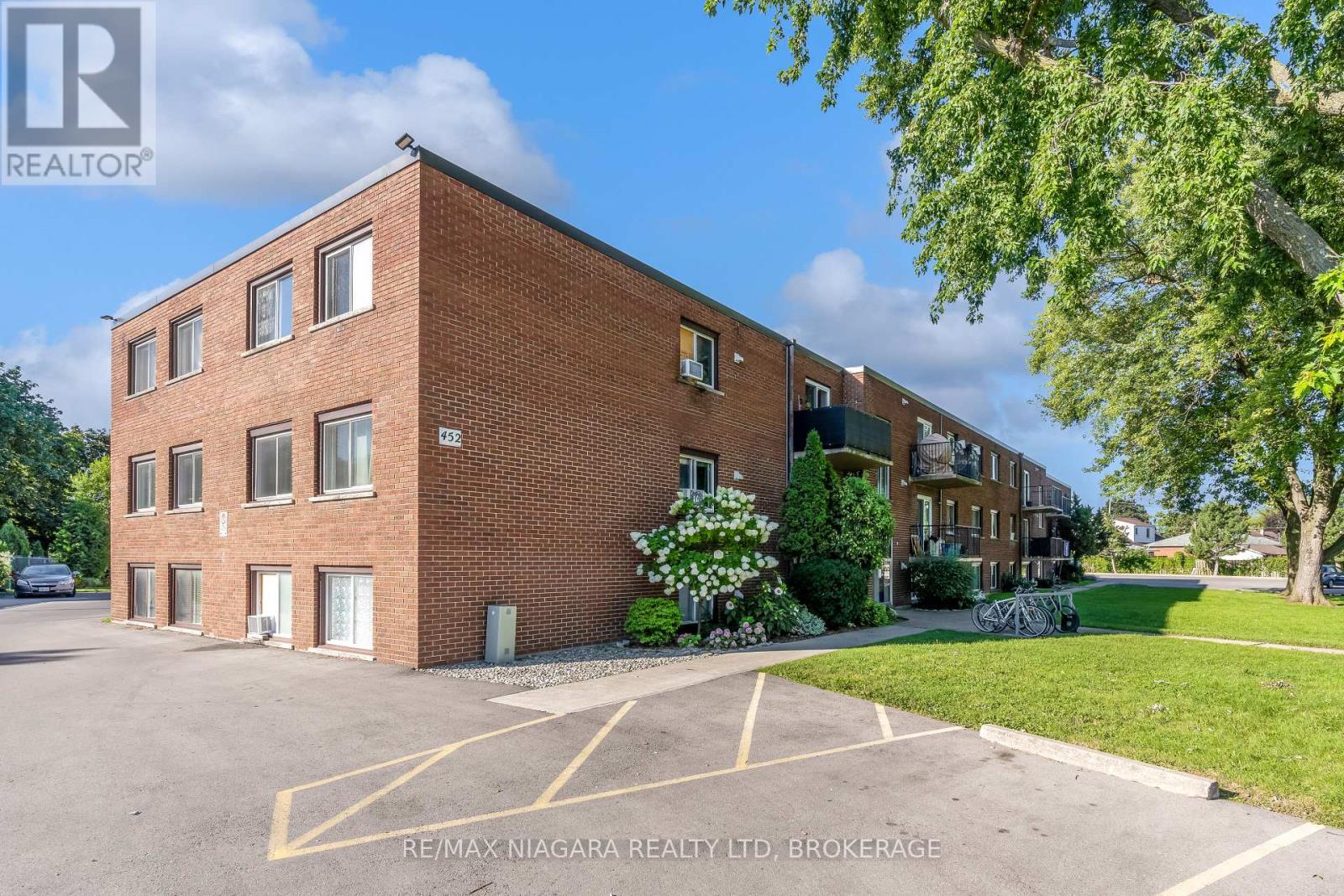 25 - 452 Carlton Street, St. Catharines, Ontario  L2M 4X1 - Photo 3 - X13699042