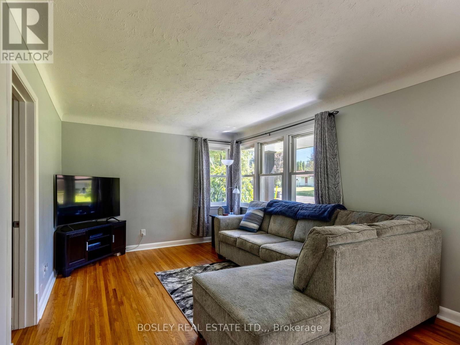 1180 Sunset Drive, Pelham, Ontario  L0S 1C0 - Photo 10 - X13699096