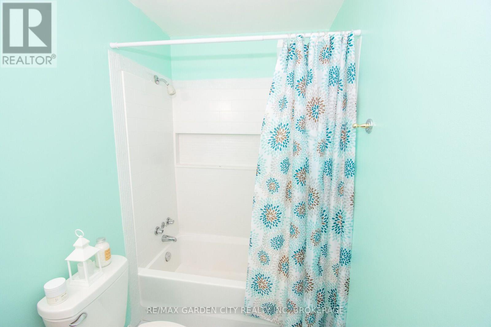 93 Northwood Drive, Welland, Ontario  L3C 6S3 - Photo 27 - X13699194