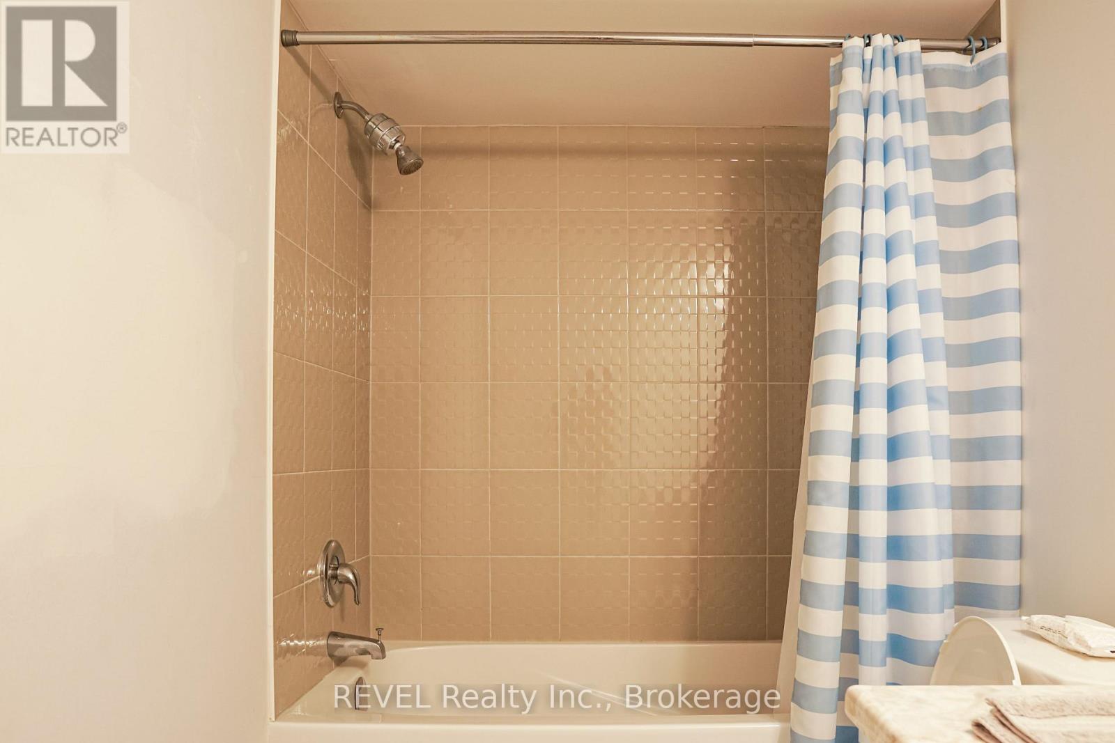 111 - 6705 Cropp Street, Niagara Falls, Ontario  L2E 0C1 - Photo 15 - X13702318