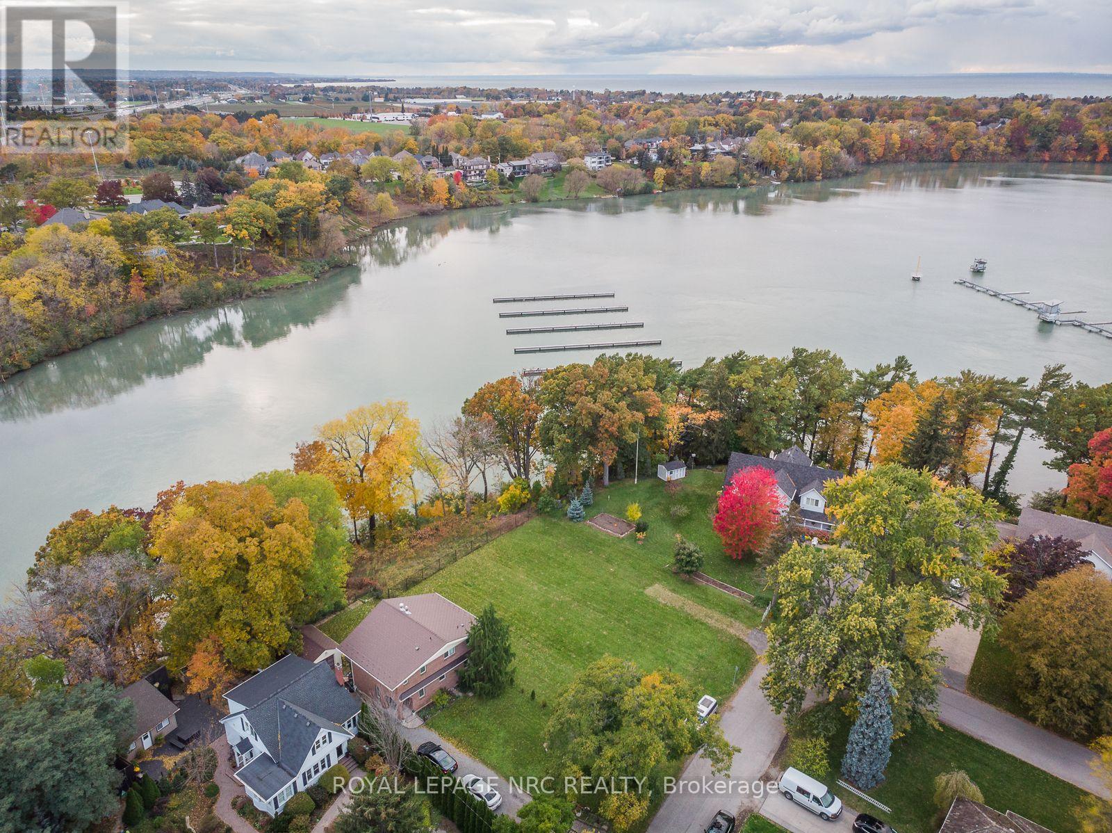 56A HENLEY DRIVE, St. Catharines, Ontario