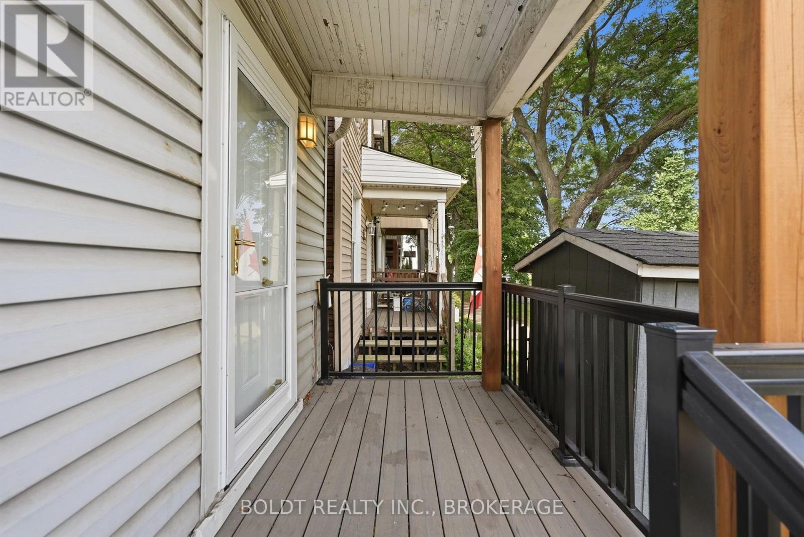 38 Mars Avenue, Hamilton, Ontario  L8L 3V8 - Photo 4 - X13702772