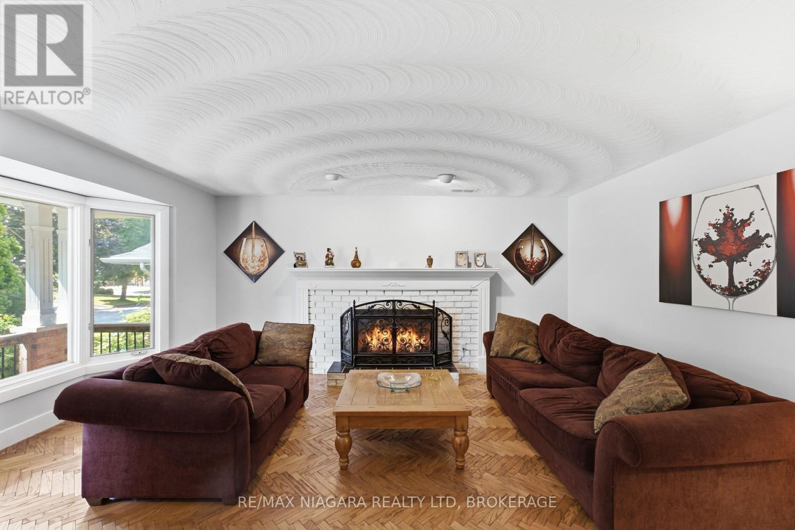 7435 Petrullo Court, Niagara Falls, Ontario  L2H 2K4 - Photo 4 - X13702914