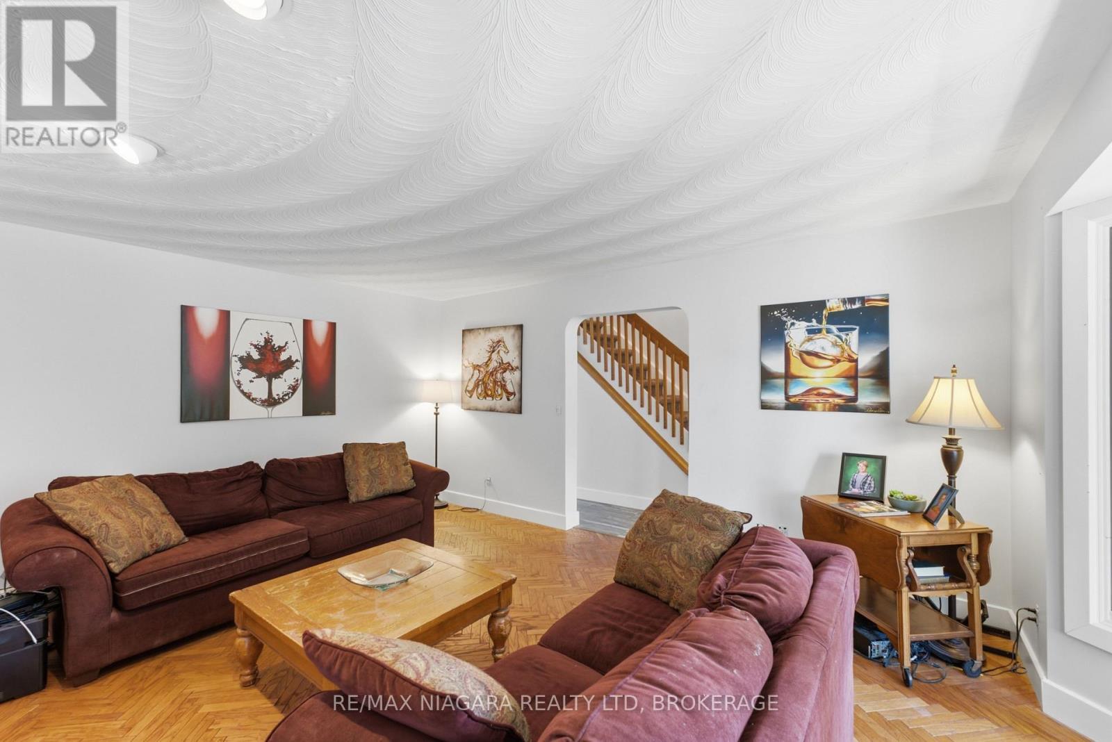 7435 Petrullo Court, Niagara Falls, Ontario  L2H 2K4 - Photo 7 - X13702914
