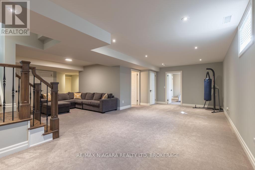 50 Sandalwood Crescent, Niagara-On-The-Lake, Ontario  L0S 1P0 - Photo 34 - X13703278