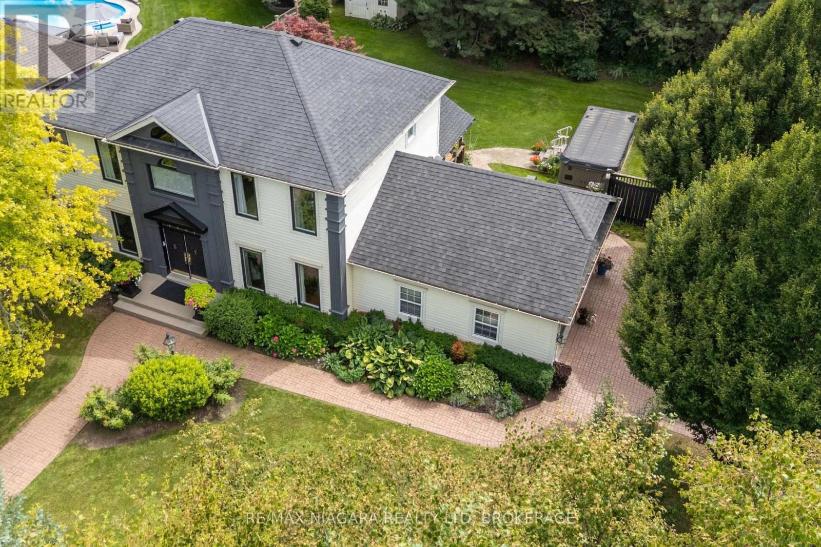 8056 Cathedral Drive, Niagara Falls, Ontario  L2H 2Z2 - Photo 36 - X13703606