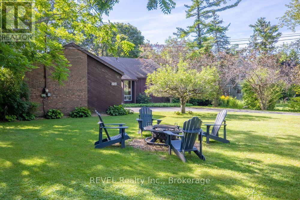 254 Prospect Point Road, Fort Erie, Ontario  L0S 1N0 - Photo 3 - X13704060