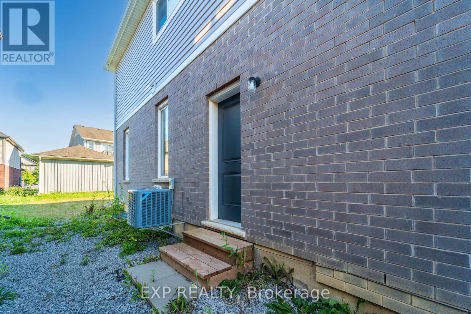 116 Bur Oak Drive, Thorold, Ontario  L2V 0L8 - Photo 31 - X13704122