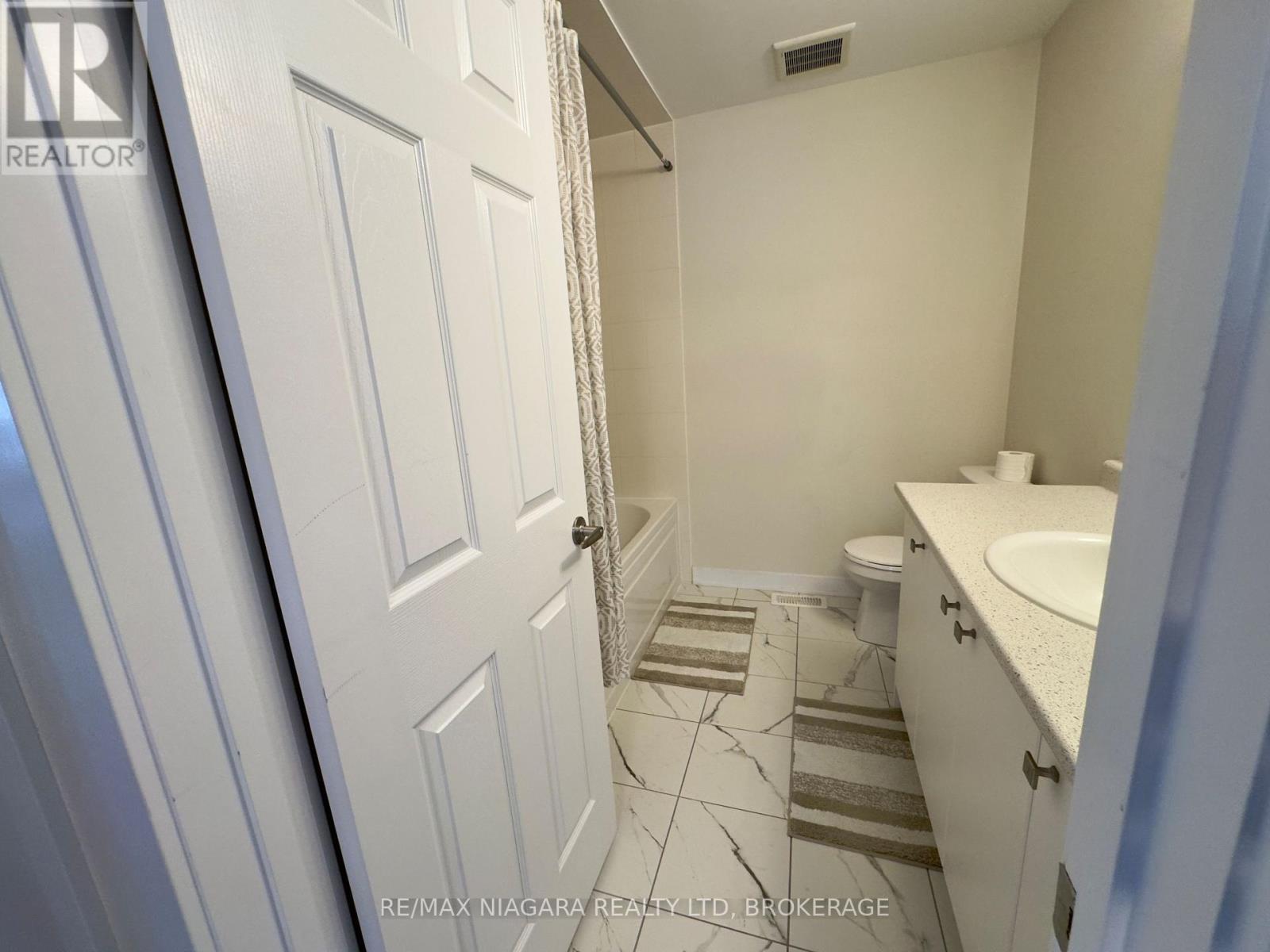 Upper - 21 Keelson Street, Welland, Ontario  L3B 0M2 - Photo 8 - X13704304