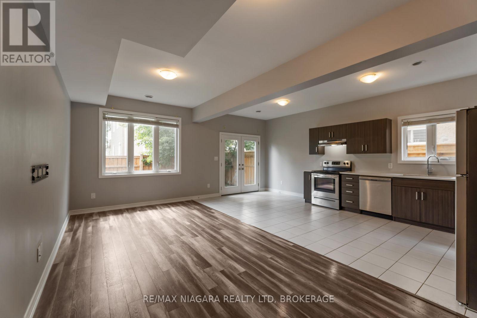81 Grove Street, Welland, Ontario  L3B 4B3 - Photo 7 - X13704646