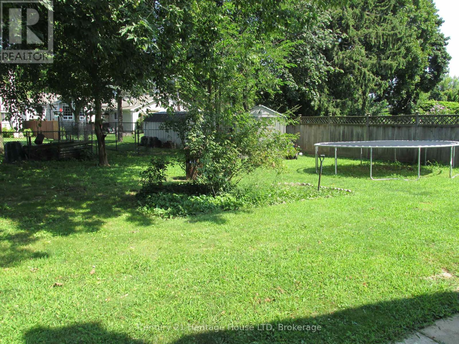 3 Melba Road, St. Catharines, Ontario  L2M 4P5 - Photo 2 - X13704918