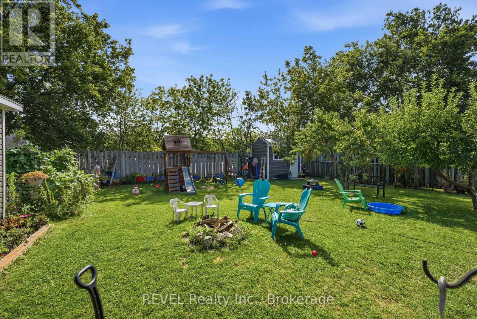 14 Gram Avenue, Welland, Ontario  L3C 1H3 - Photo 23 - X13705266