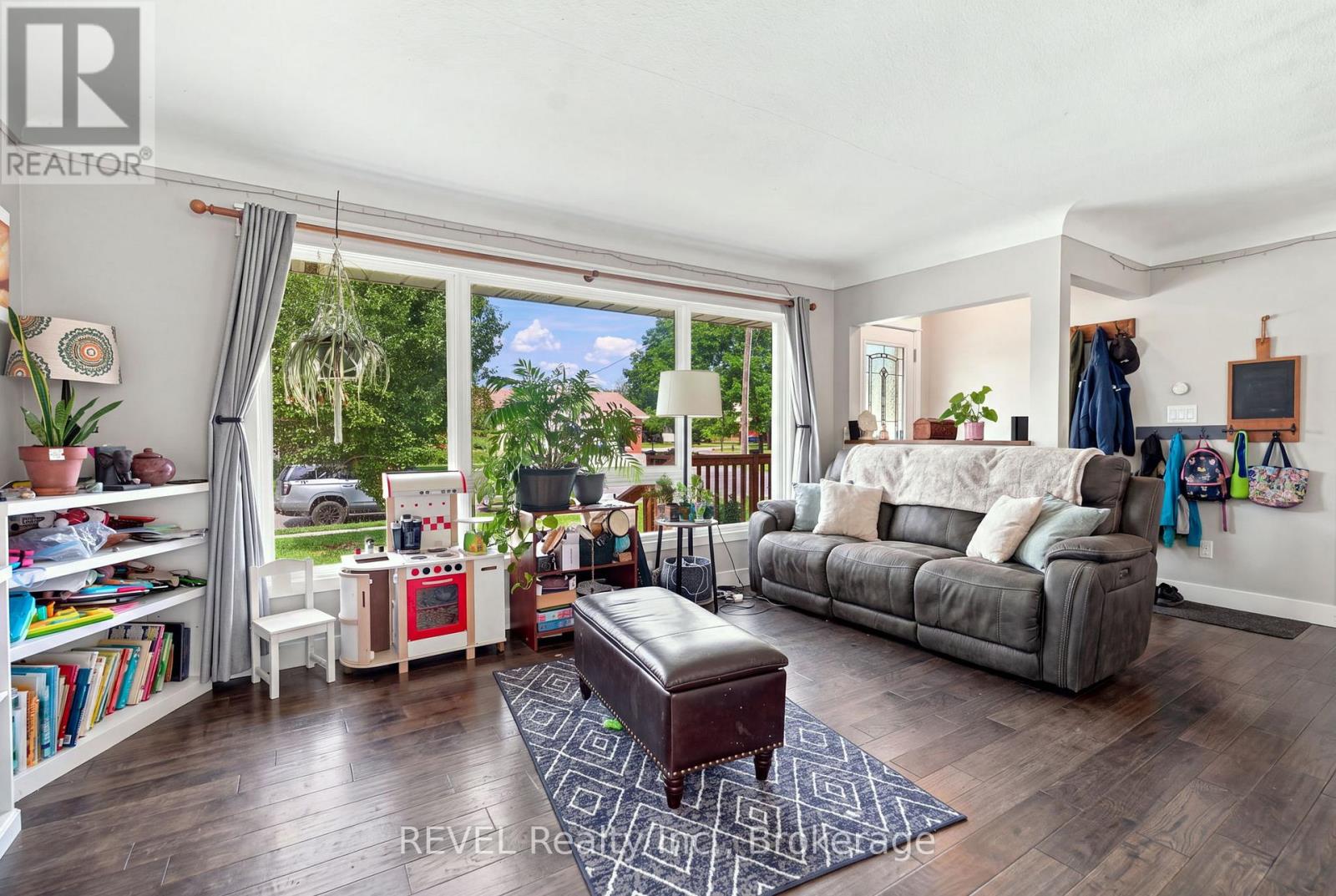 14 Gram Avenue, Welland, Ontario  L3C 1H3 - Photo 6 - X13705266