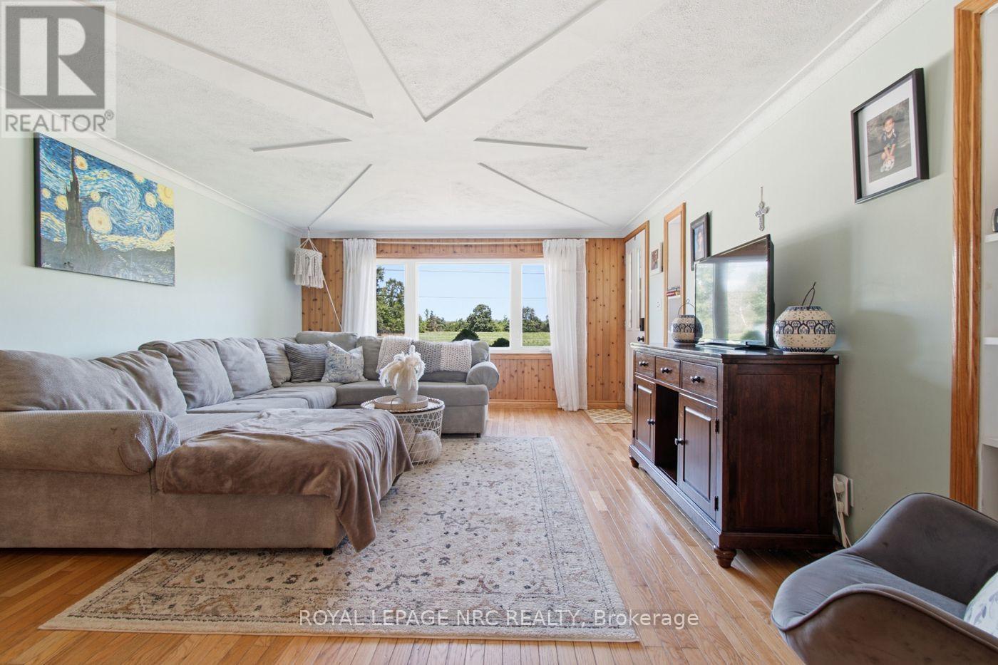 2499 Port Robinson Road, Thorold, Ontario  L3B 5N5 - Photo 9 - X13705280