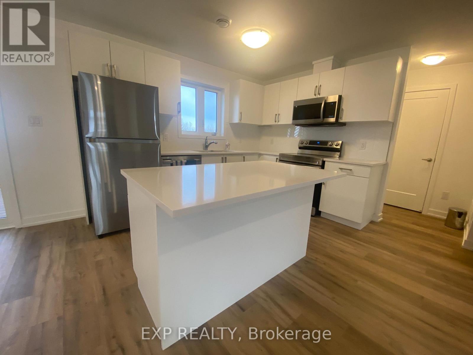 222 - 4263 Fourth Avenue, Niagara Falls, Ontario  L2E 0C2 - Photo 5 - X13705438
