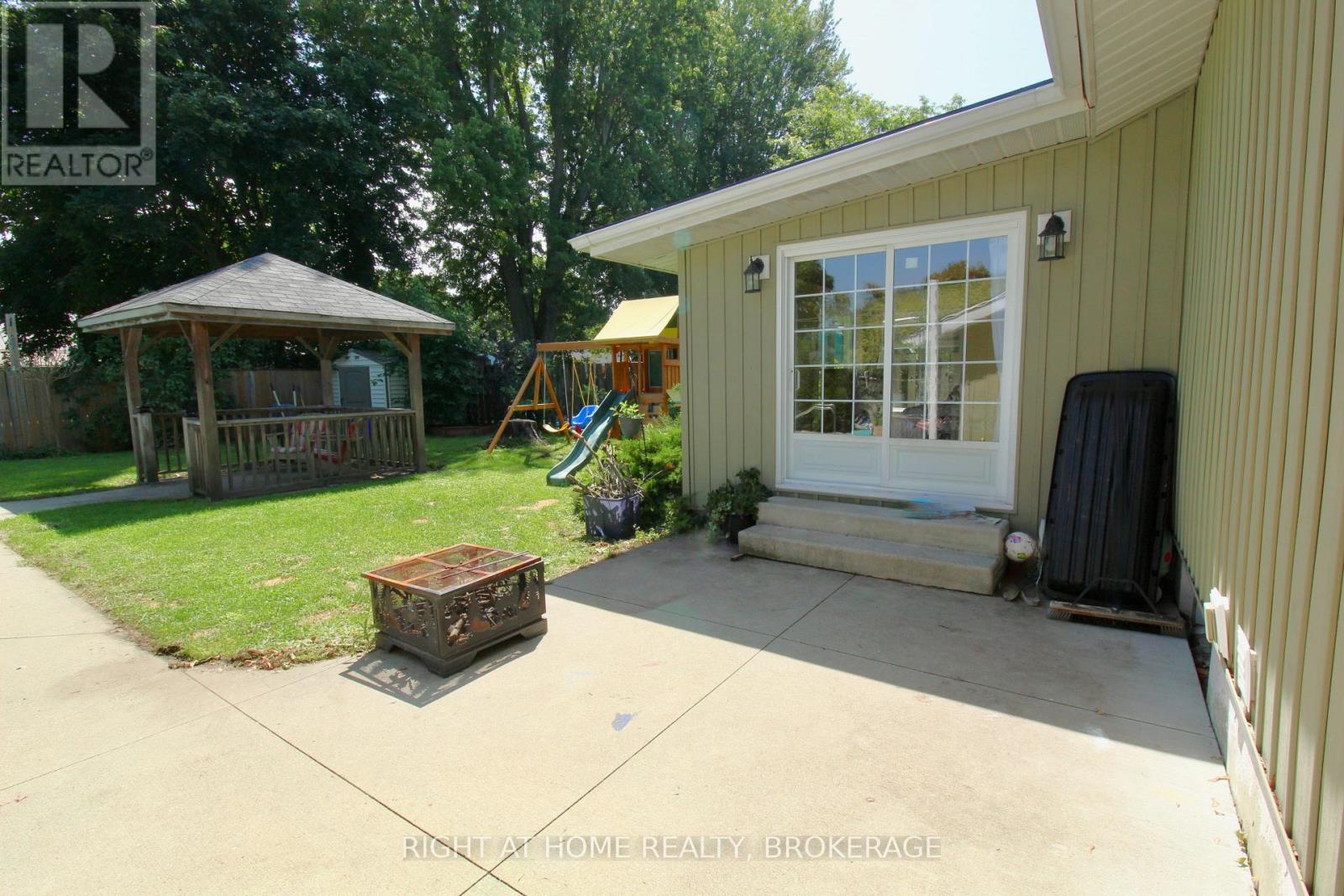 711 John Street, Haldimand, Ontario  N1A 2R4 - Photo 33 - X13705608