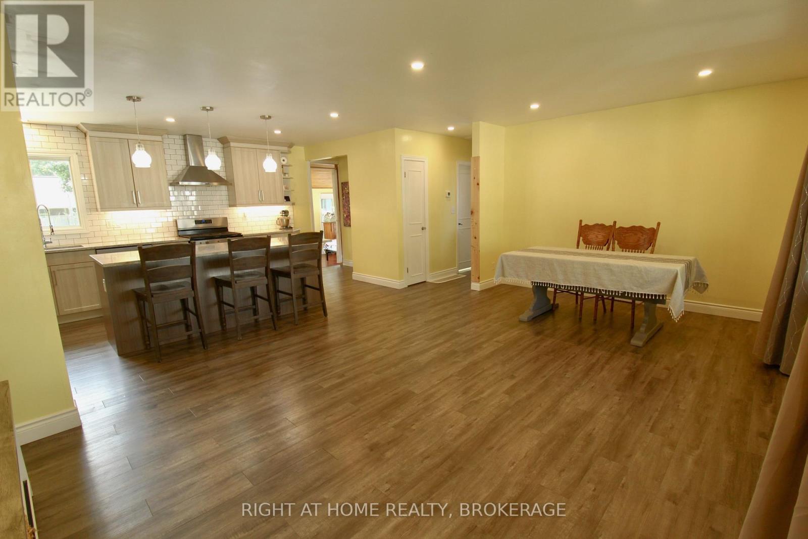 711 John Street, Haldimand, Ontario  N1A 2R4 - Photo 5 - X13705608