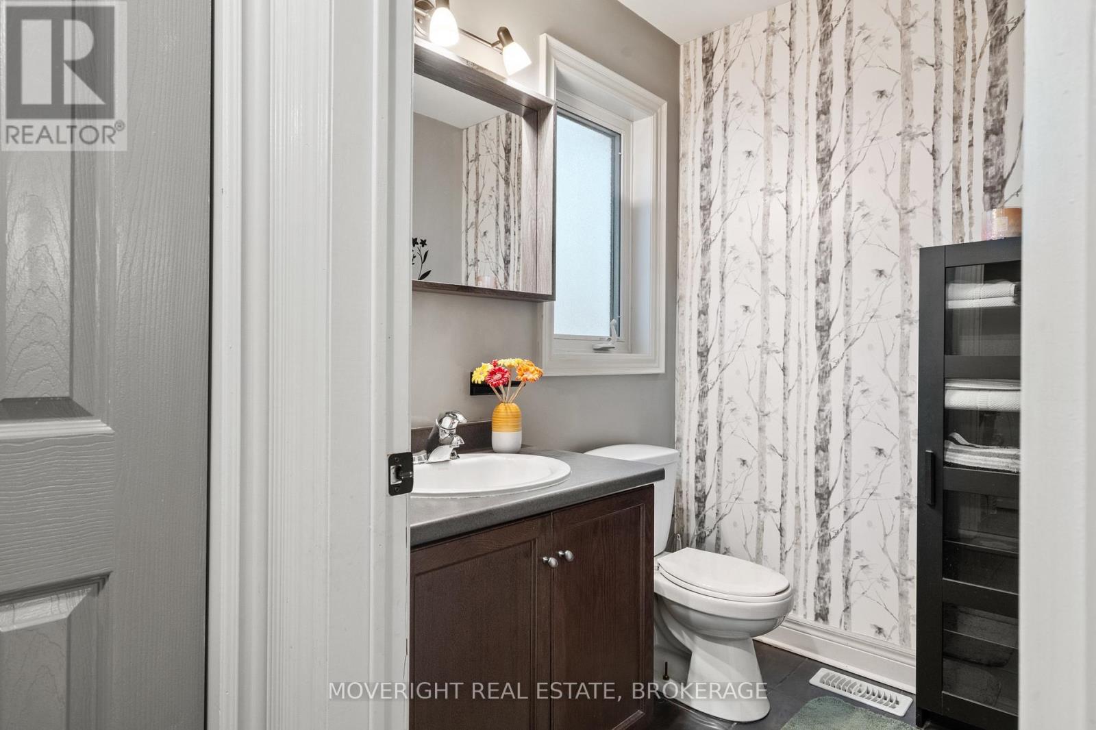 2 Leeson Street, St. Catharines, Ontario  L2V 2R3 - Photo 17 - X13705622